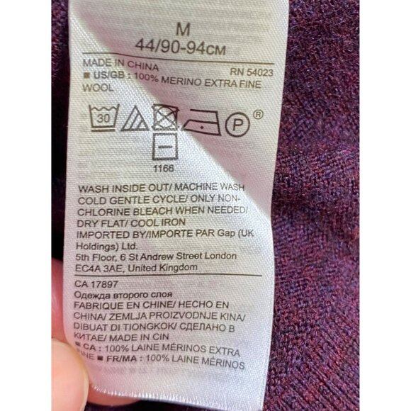 Banana Republic Sweater Women’s M Plum Merino Wool V-Neck Side Slits Casual Cozy - Picture 4 of 14